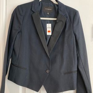 NWT! Brand new! Navy blue Banana Republic Blazer with black lapels
